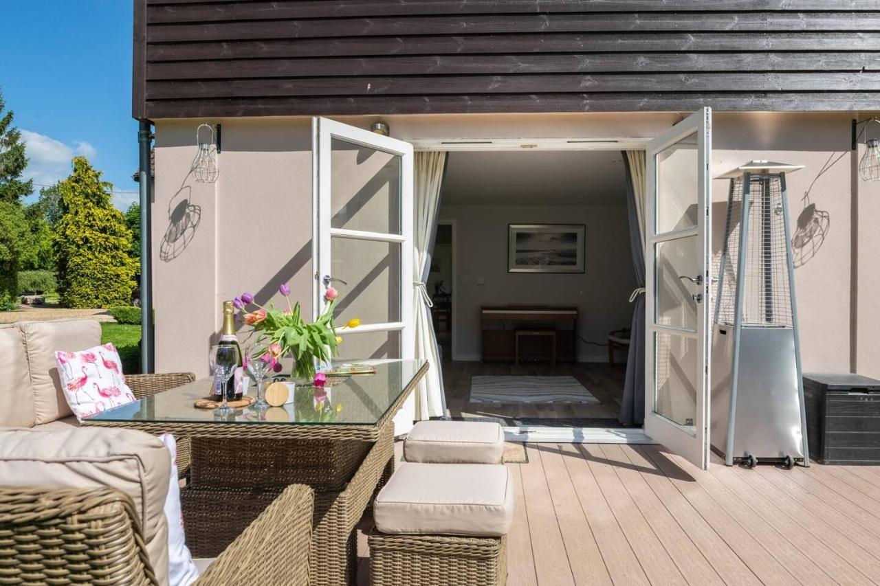Osbornes Holiday House Near Exeter With Swimming Pool Buitenkant foto