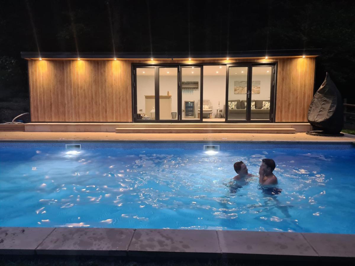Osbornes Holiday House Near Exeter With Swimming Pool Buitenkant foto